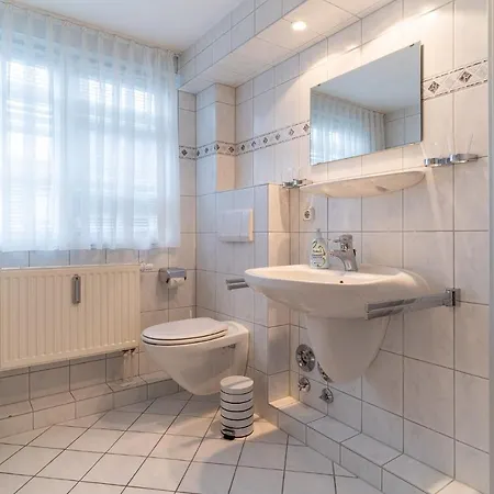 Haus-deichsfenne-app-4-og * Böhl